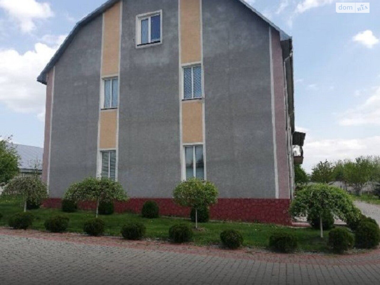 Коммерческое помещение в Плотыче, Чoрновoлa, цена продажи: 325 000 долларов за объект фото 1