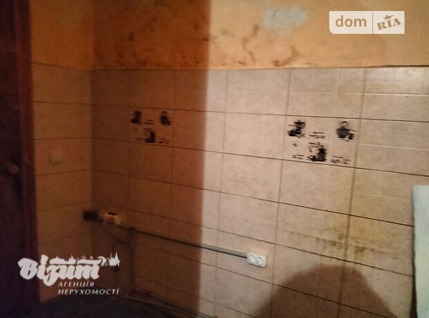 Помещение свободного назначения в Тернополе, продажа по Шевченко Тараса бульвар, район Центр, цена: 57 000 долларов за объект фото 1 Помещение свободного назначения в Тернополе, продажа по Шевченко Тараса бульвар, район Центр, цена: 57 000 долларов за объект фото 1