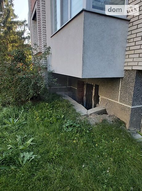 Помещение свободного назначения в Тернополе, продажа по самчука, район Восточный, цена: 42 000 долларов за объект фото 1 Помещение свободного назначения в Тернополе, продажа по самчука, район Восточный, цена: 42 000 долларов за объект фото 1
