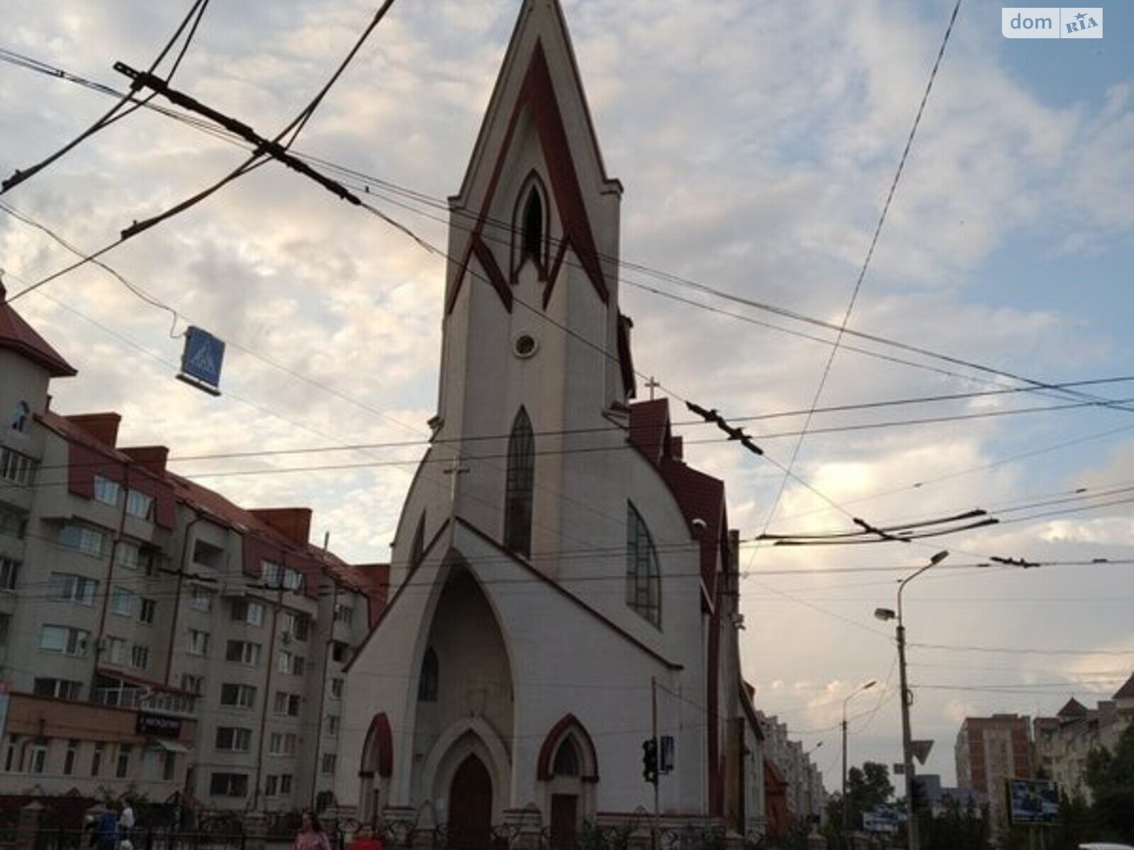 Комерційне приміщення в Тернополі, продаж по Бандери Степана проспект, район Східний, ціна: 90 000 долларів за об’єкт фото 1