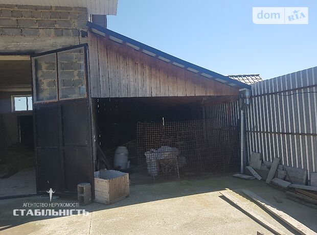 Помещение свободного назначения в Тысменице, продажа по Подпечаровская улица, в селе Подлужье, цена: 118 000 долларов за объект фото 1 Помещение свободного назначения в Тысменице, продажа по Подпечаровская улица, в селе Подлужье, цена: 118 000 долларов за объект фото 1