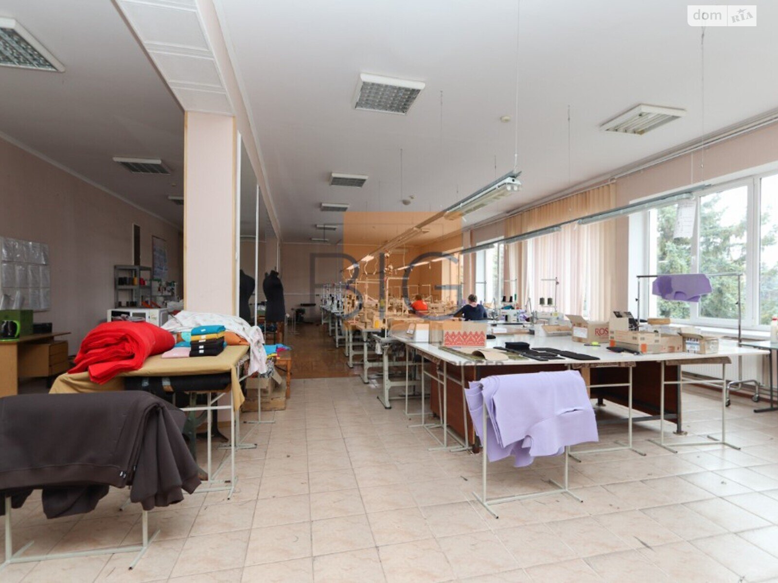 Коммерческое помещение в Тысменице, Вербовая улица, цена продажи: 320 000 долларов за объект фото 1