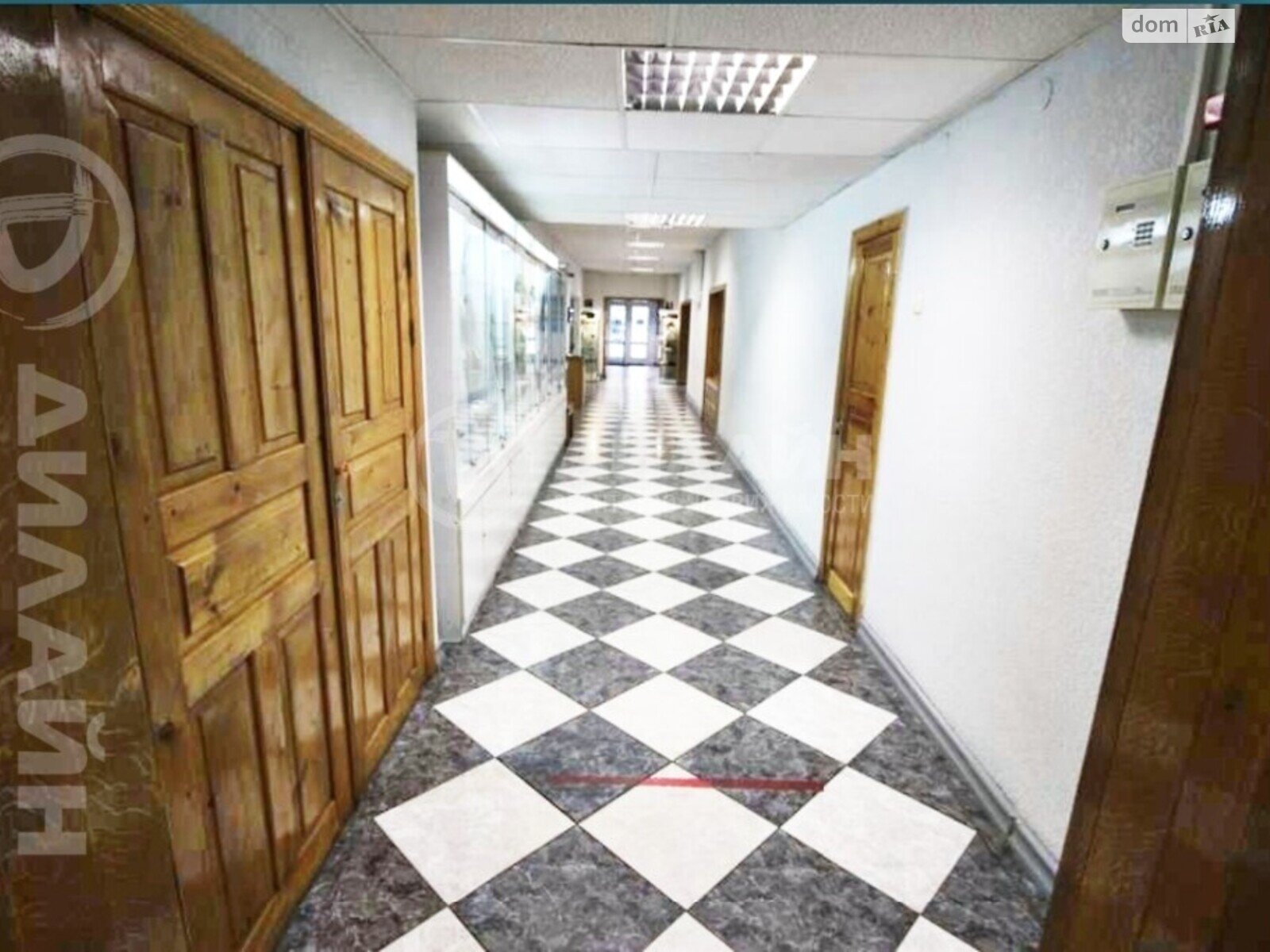 Коммерческое помещение в Запорожье, продажа по Василия Сергиенко улица 5Б, район 5-й Хортицкий, цена: 250 000 долларов за объект фото 1 Коммерческое помещение в Запорожье, продажа по Василия Сергиенко улица 5Б, район 5-й Хортицкий, цена: 250 000 долларов за объект фото 1