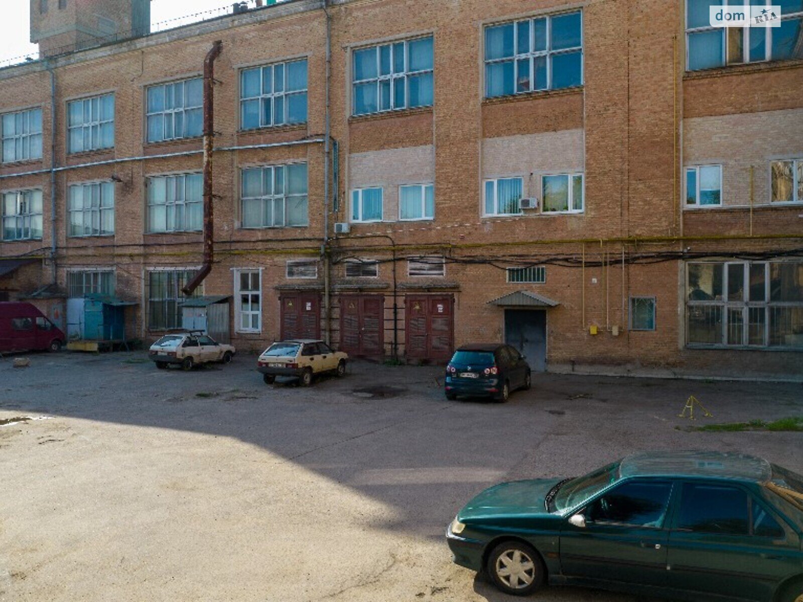 Коммерческое помещение в Ровно, продажа по Гагарина улица, район Чайка, цена: 120 000 долларов за объект фото 1