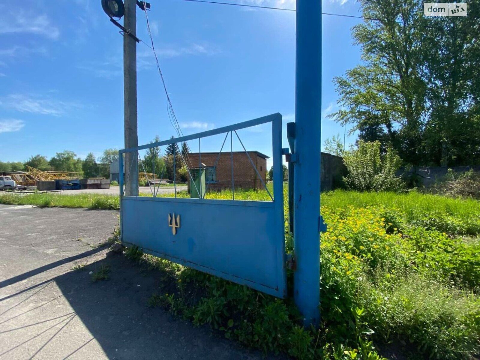 Комерційне приміщення в Хмельницькому, продаж по Романа Шухевича (Курчатова) вулиця, район Гречани дальні, ціна: 1 200 000 доларів за об’єкт фото 1 Комерційне приміщення в Хмельницькому, продаж по Романа Шухевича (Курчатова) вулиця, район Гречани дальні, ціна: 1 200 000 доларів за об’єкт фото 1
