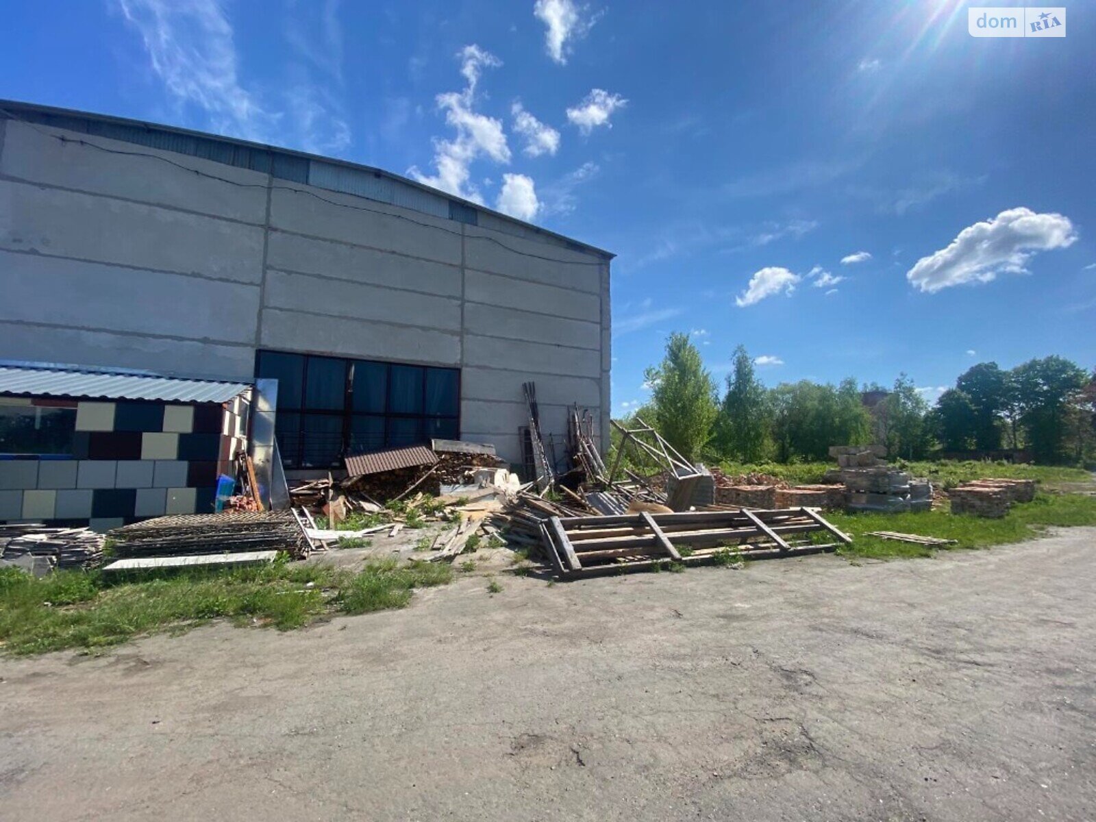 Комерційне приміщення в Хмельницькому, продаж по Романа Шухевича (Курчатова) вулиця, район Гречани дальні, ціна: 1 200 000 доларів за об’єкт фото 1 Комерційне приміщення в Хмельницькому, продаж по Романа Шухевича (Курчатова) вулиця, район Гречани дальні, ціна: 1 200 000 доларів за об’єкт фото 1