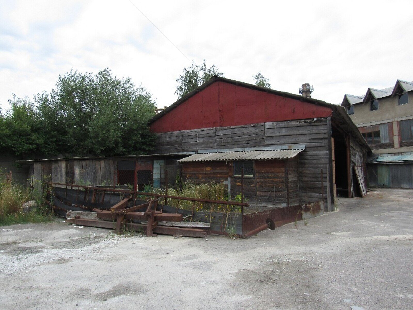 Комерційне приміщення в Калинівці, продаж по Независимости площадь, район Калинівка, ціна: 300 000 долларів за об’єкт фото 1