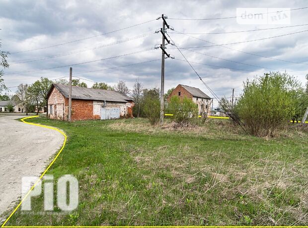 Складское помещение в Коломые, продажа по Прикарпатська, в селе Раковчик, цена: 12 800 долларов за объект фото 1 Складское помещение в Коломые, продажа по Прикарпатська, в селе Раковчик, цена: 12 800 долларов за объект фото 1