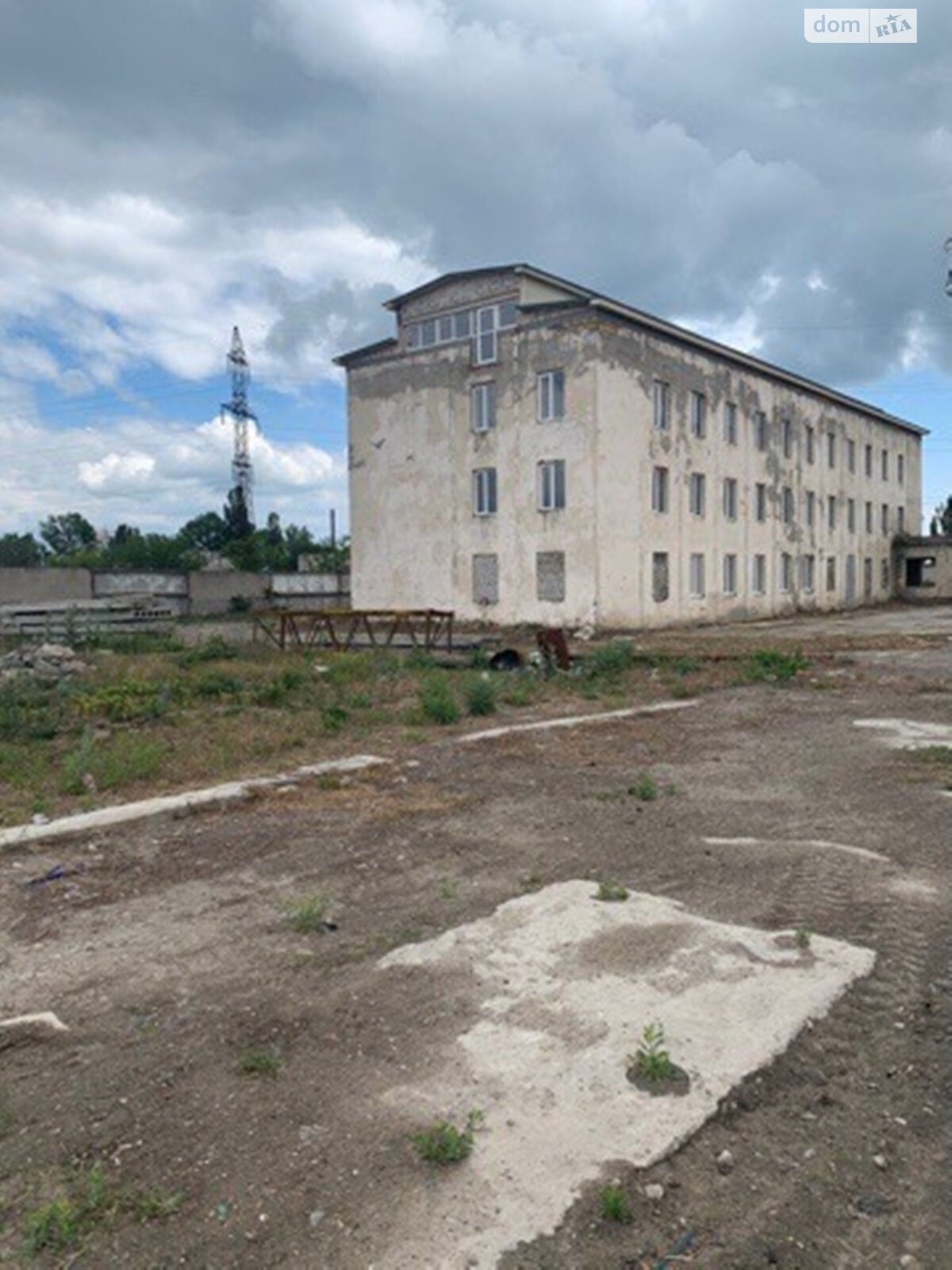 Коммерческое помещение в Одессе, продажа по Локомотивная улица, район Пересыпский, цена: 700 000 долларов за объект фото 1 Коммерческое помещение в Одессе, продажа по Локомотивная улица, район Пересыпский, цена: 700 000 долларов за объект фото 1