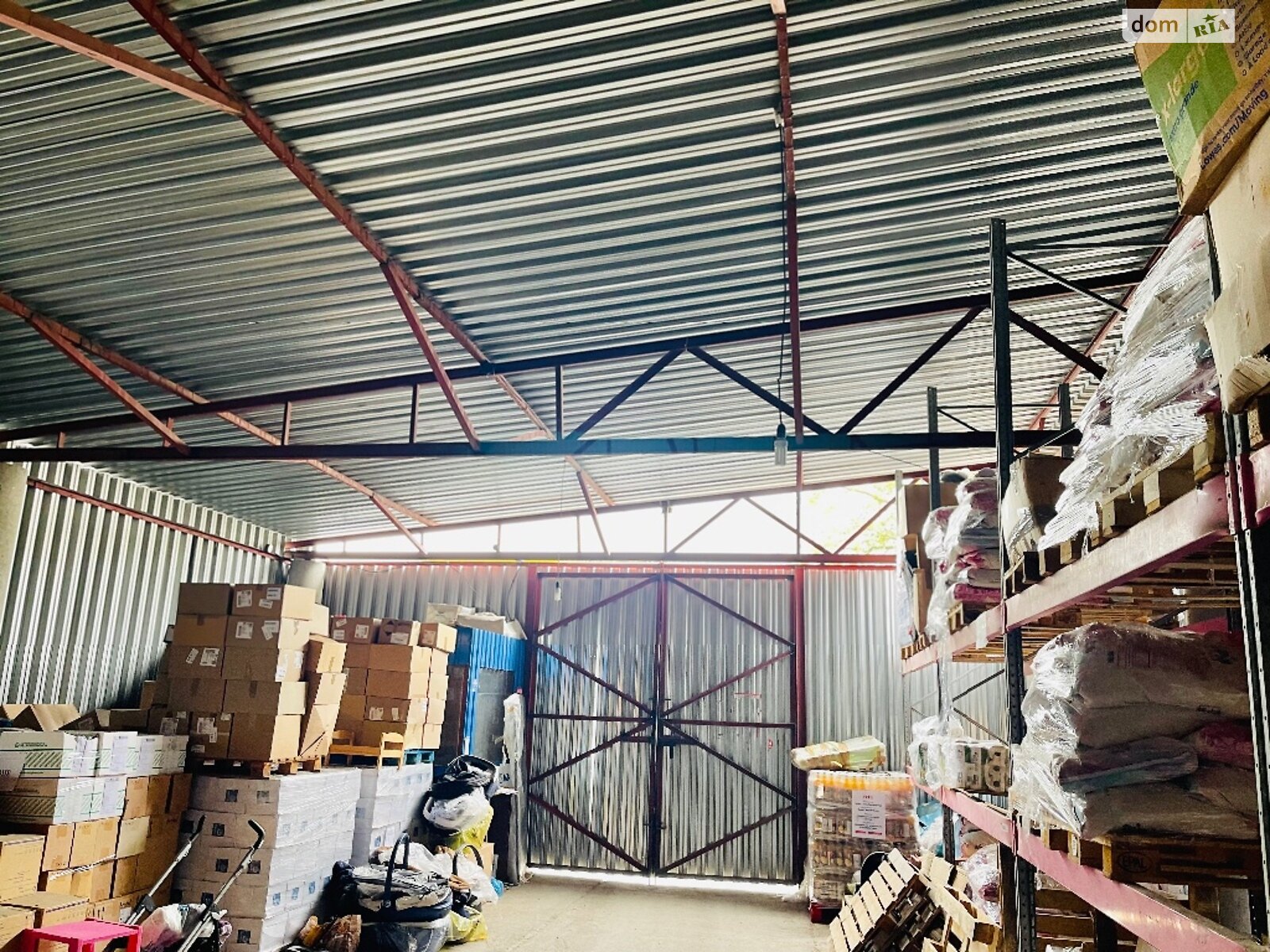Коммерческое помещение в Ровно, продажа по Мицкевича улица, район Чайка, цена: 120 000 долларов за объект фото 1 Коммерческое помещение в Ровно, продажа по Мицкевича улица, район Чайка, цена: 120 000 долларов за объект фото 1