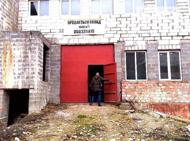 Складское помещение в Тернополе, продажа по Лукьяновича Дениса улица, район Промышленный, цена: 65 000 долларов за объект фото 1 Складское помещение в Тернополе, продажа по Лукьяновича Дениса улица, район Промышленный, цена: 65 000 долларов за объект фото 1