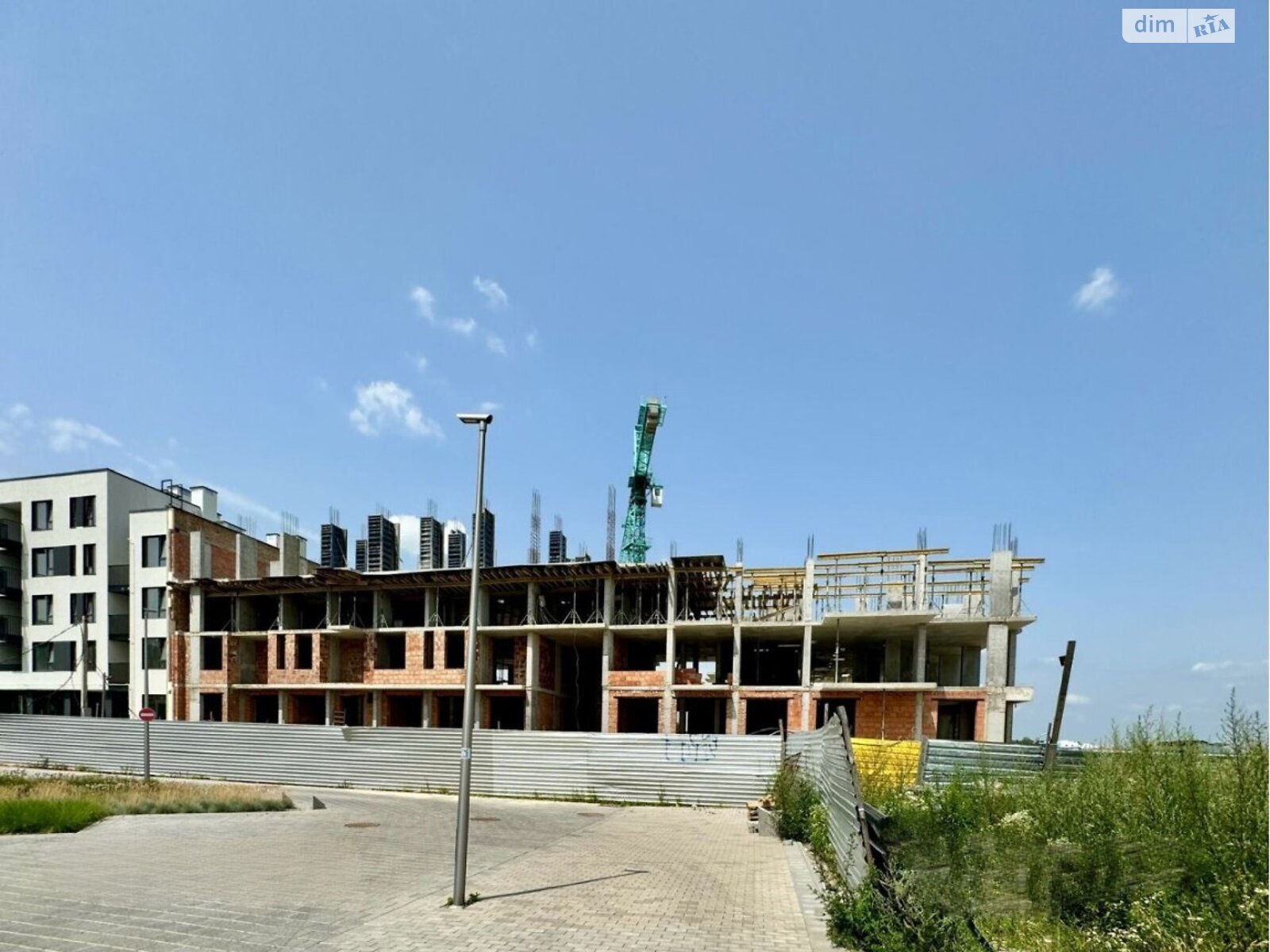 Специальное помещение в Бармаках, Ленокомбинатовская улица, цена продажи: 224 900 долларов за объект фото 1