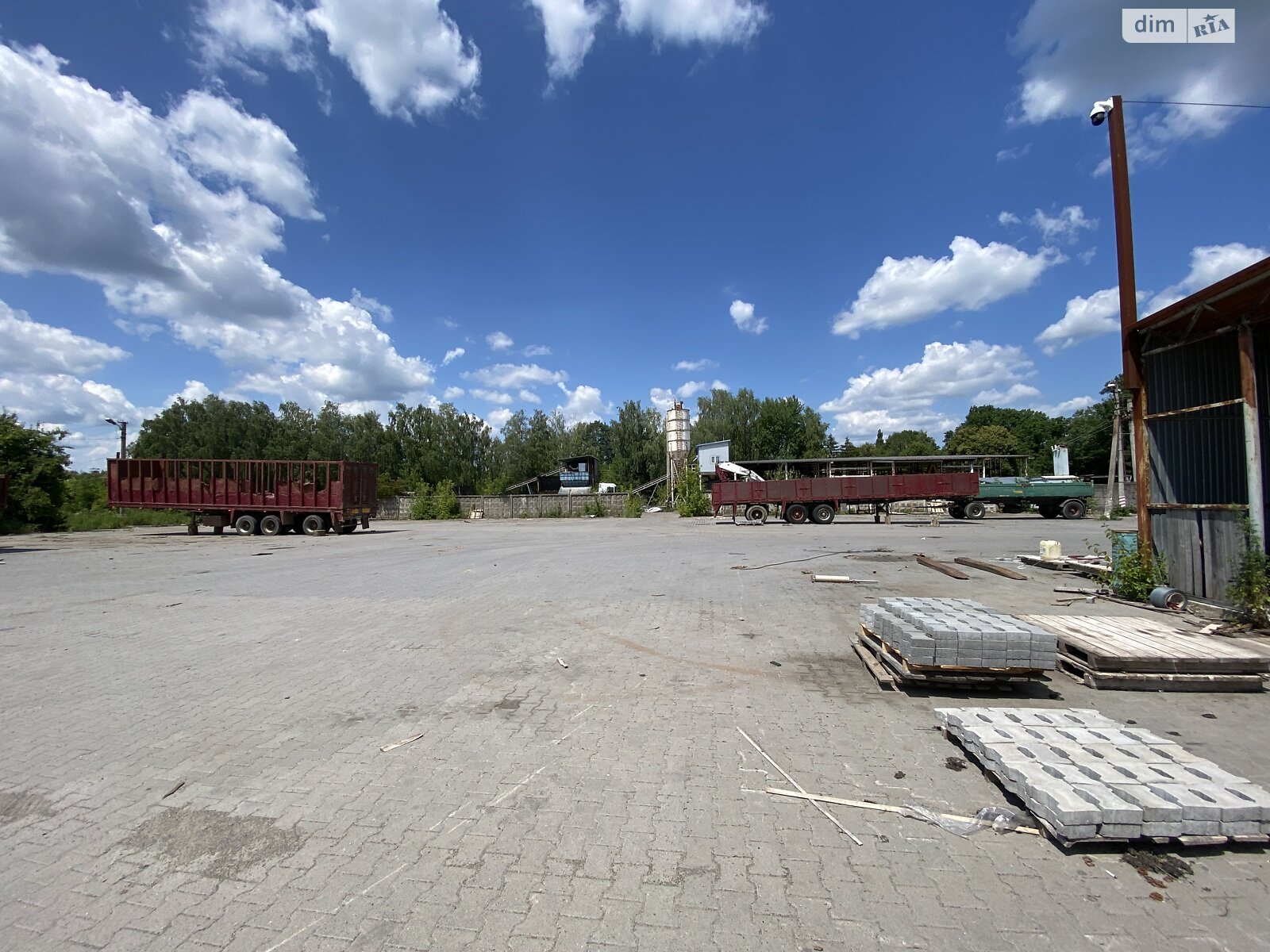 Спеціальне приміщення в Богданівці, Масівецьке шосе, ціна продажу: 2 051 604 доларів за об’єкт фото 1 Спеціальне приміщення в Богданівці, Масівецьке шосе, ціна продажу: 2 051 604 доларів за об’єкт фото 1