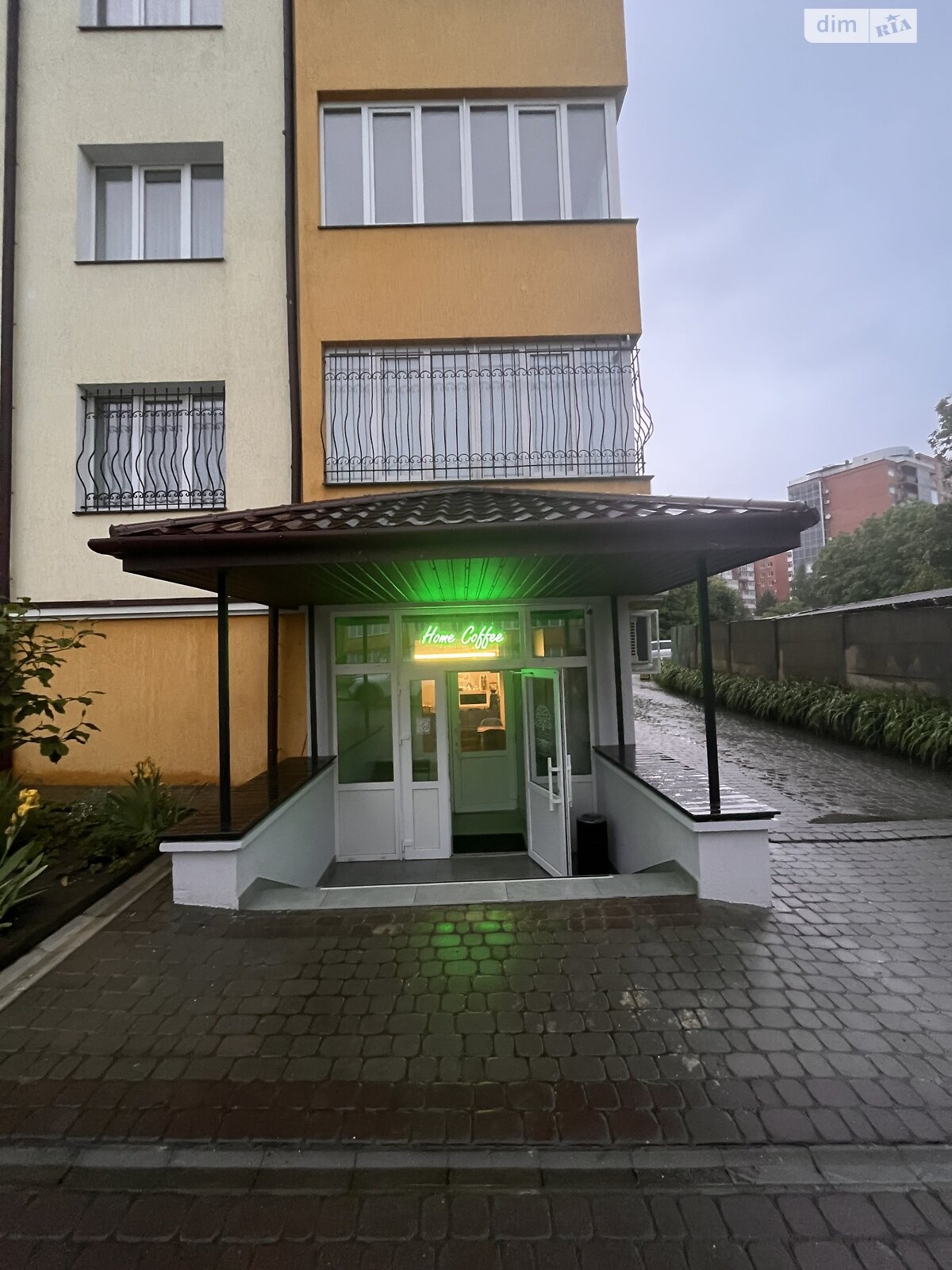 Специальное помещение в Черновцах, продажа по Ровенская улица 5А, район Шевченковский, цена: 140 000 долларов за объект фото 1 Специальное помещение в Черновцах, продажа по Ровенская улица 5А, район Шевченковский, цена: 140 000 долларов за объект фото 1