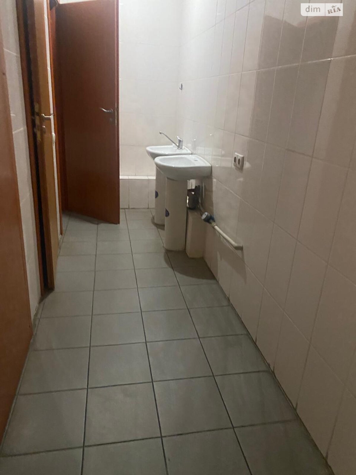 Спеціальне приміщення в Дніпрі, продаж по Шинна вулиця, район 12 квартал, ціна: 850 000 доларів за об’єкт фото 1 Спеціальне приміщення в Дніпрі, продаж по Шинна вулиця, район 12 квартал, ціна: 850 000 доларів за об’єкт фото 1