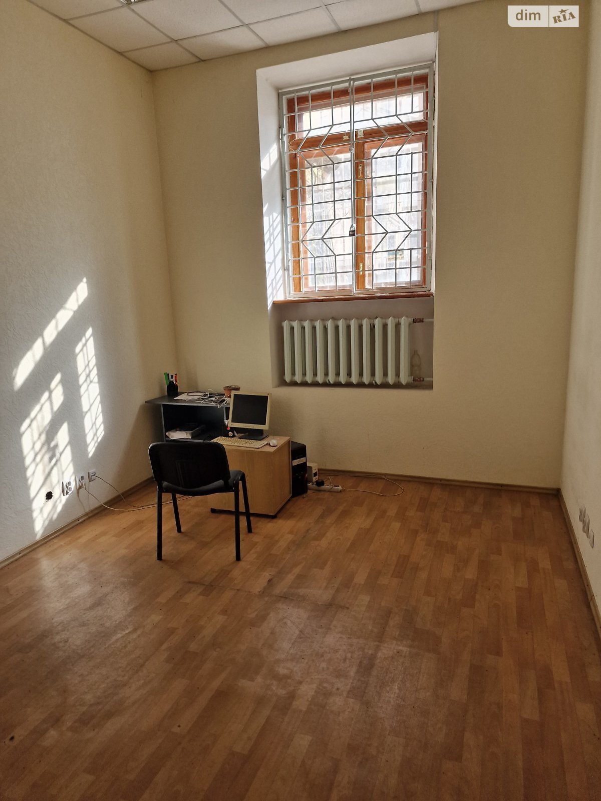 Специальное помещение в Днепре, продажа по Радистов улица 10, район Воронцова, цена: 50 000 долларов за объект фото 1 Специальное помещение в Днепре, продажа по Радистов улица 10, район Воронцова, цена: 50 000 долларов за объект фото 1
