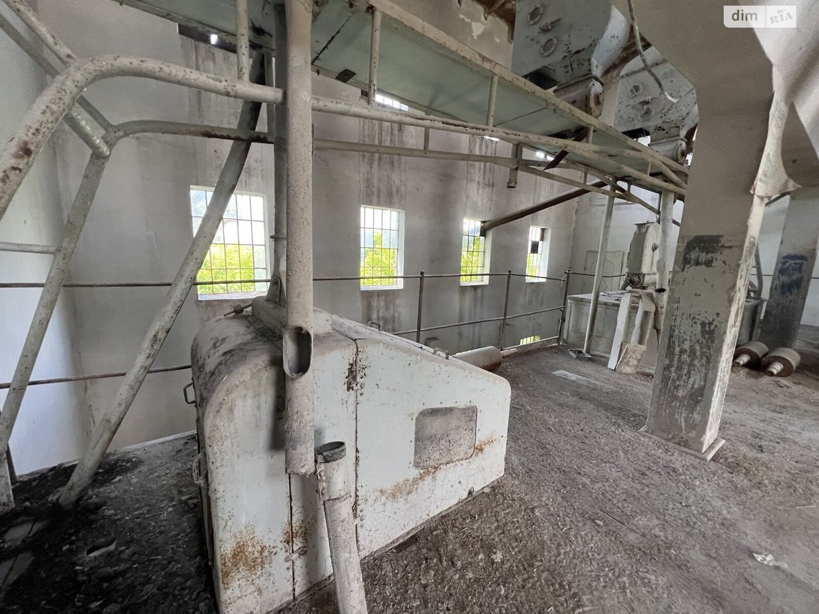 Спеціальне приміщення в Герці, Георге Асаку вулиця, ціна продажу: 45 000 доларів за об’єкт фото 1