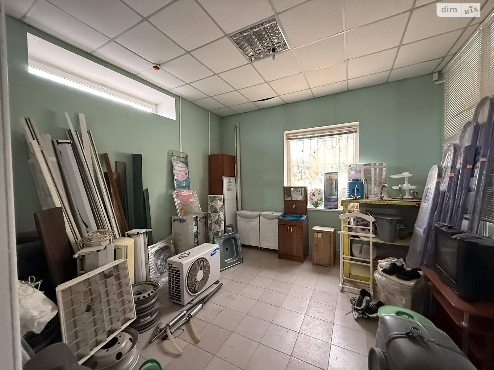 Специальное помещение в Гнивани, Соборная улица 94, цена продажи: 295 000 долларов за объект фото 1