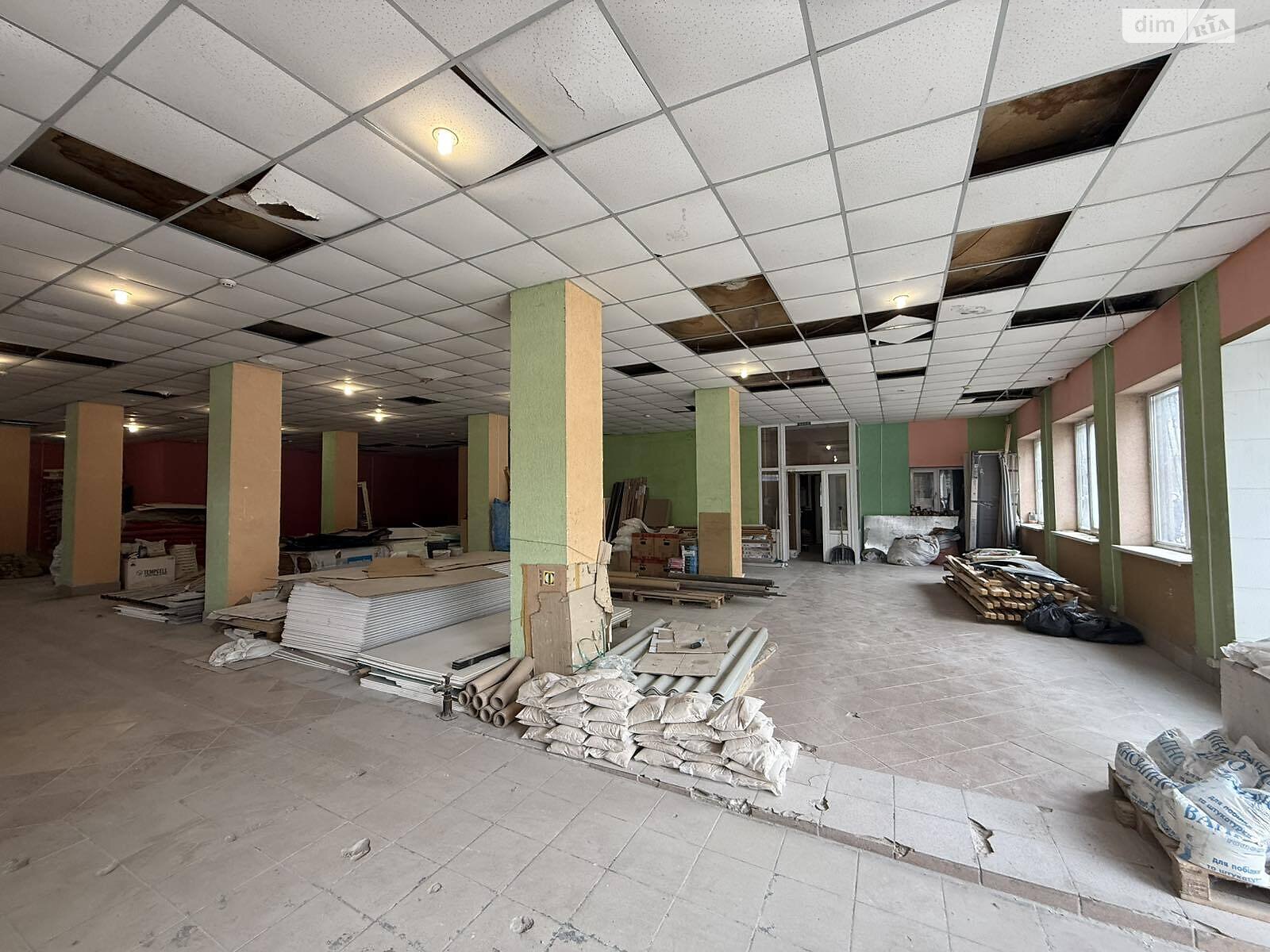 Специальное помещение в Гнивани, Соборная улица 94, цена продажи: 295 000 долларов за объект фото 1