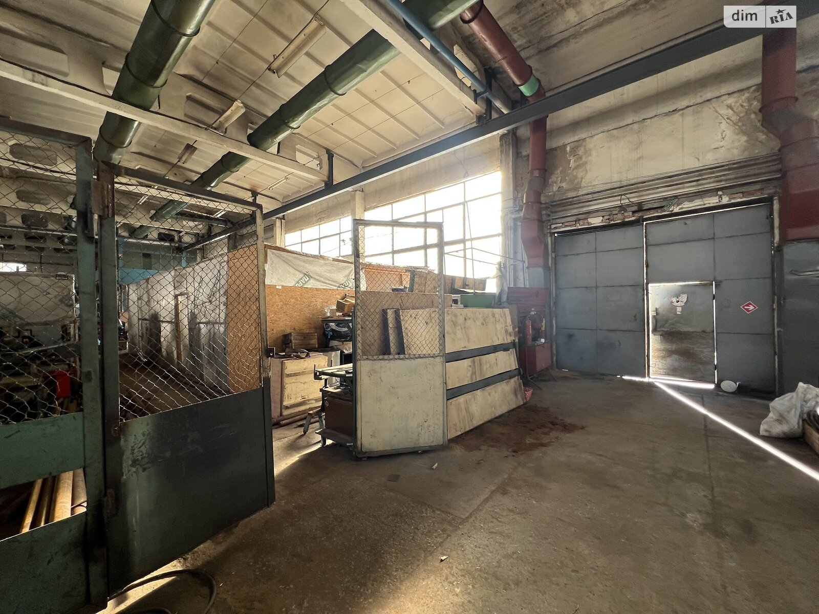 Спеціальне приміщення в Хмельницькому, продаж по Романа Шухевича (Курчатова) вулиця, район Гречани, ціна: 350 000 доларів за об’єкт фото 1 Спеціальне приміщення в Хмельницькому, продаж по Романа Шухевича (Курчатова) вулиця, район Гречани, ціна: 350 000 доларів за об’єкт фото 1