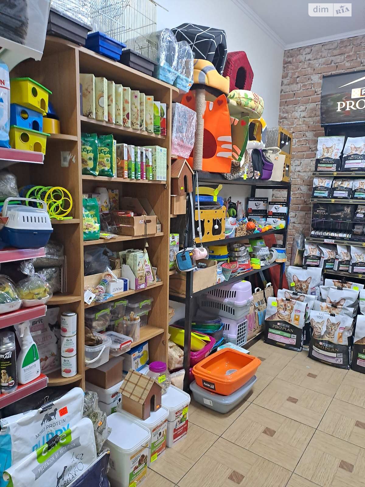 Спеціальне приміщення в Хмельницькому, продаж по Героїв АТО вулиця 19, район Ракове, ціна: 20 000 доларів за об’єкт фото 1 Спеціальне приміщення в Хмельницькому, продаж по Героїв АТО вулиця 19, район Ракове, ціна: 20 000 доларів за об’єкт фото 1