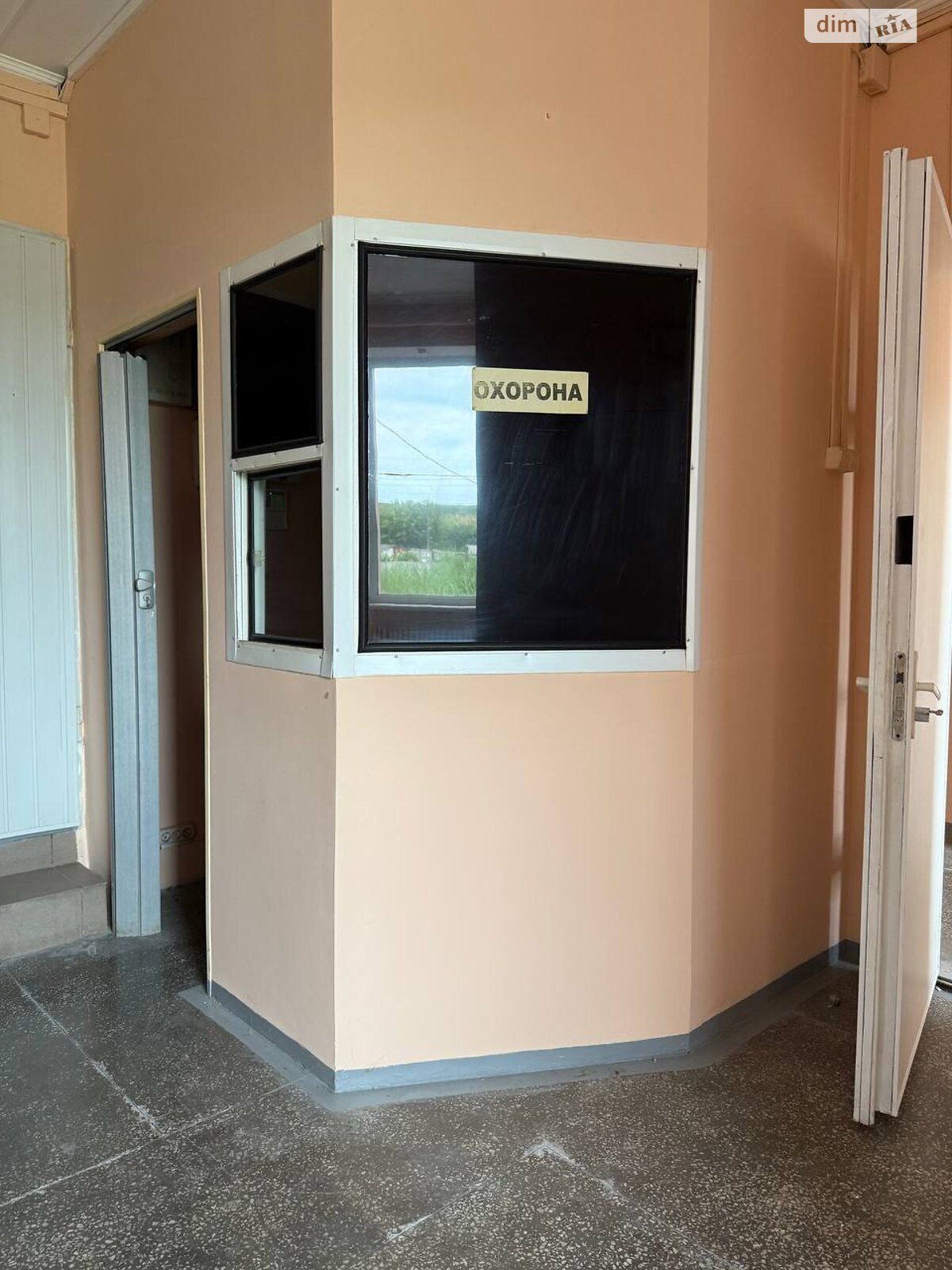 Спеціальне приміщення в Хмельницькому, продаж по Геологів вулиця 1/1, район Південно-Західний, ціна: 599 000 доларів за об’єкт фото 1 Спеціальне приміщення в Хмельницькому, продаж по Геологів вулиця 1/1, район Південно-Західний, ціна: 599 000 доларів за об’єкт фото 1
