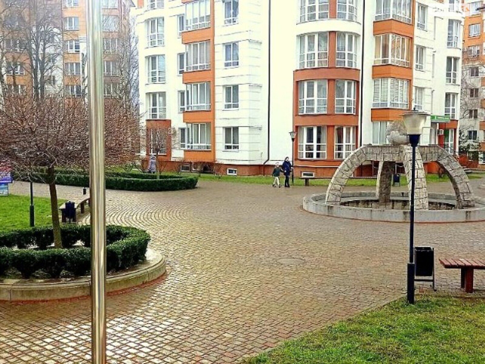 Специальное помещение в Ивано-Франковске, продажа по Дворская улица, цена: 72 800 долларов за объект фото 1 Специальное помещение в Ивано-Франковске, продажа по Дворская улица, цена: 72 800 долларов за объект фото 1