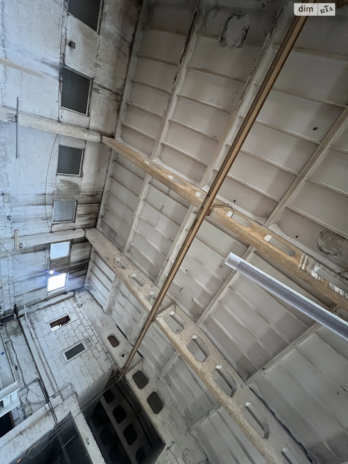 Специальное помещение в Жукином, Дружбы улица, цена продажи: 600 000 долларов за объект фото 1