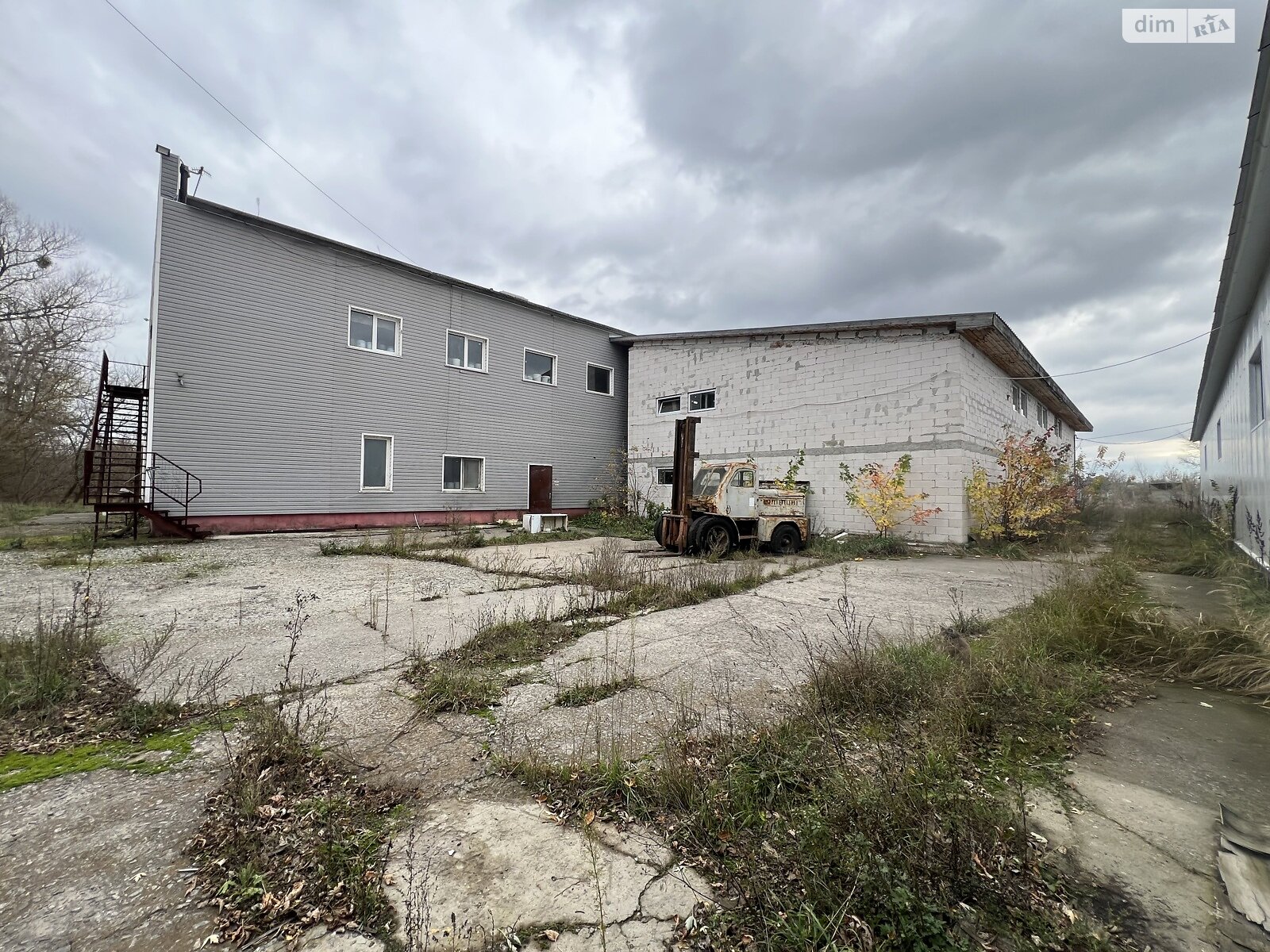 Специальное помещение в Жукином, Дружбы улица, цена продажи: 600 000 долларов за объект фото 1