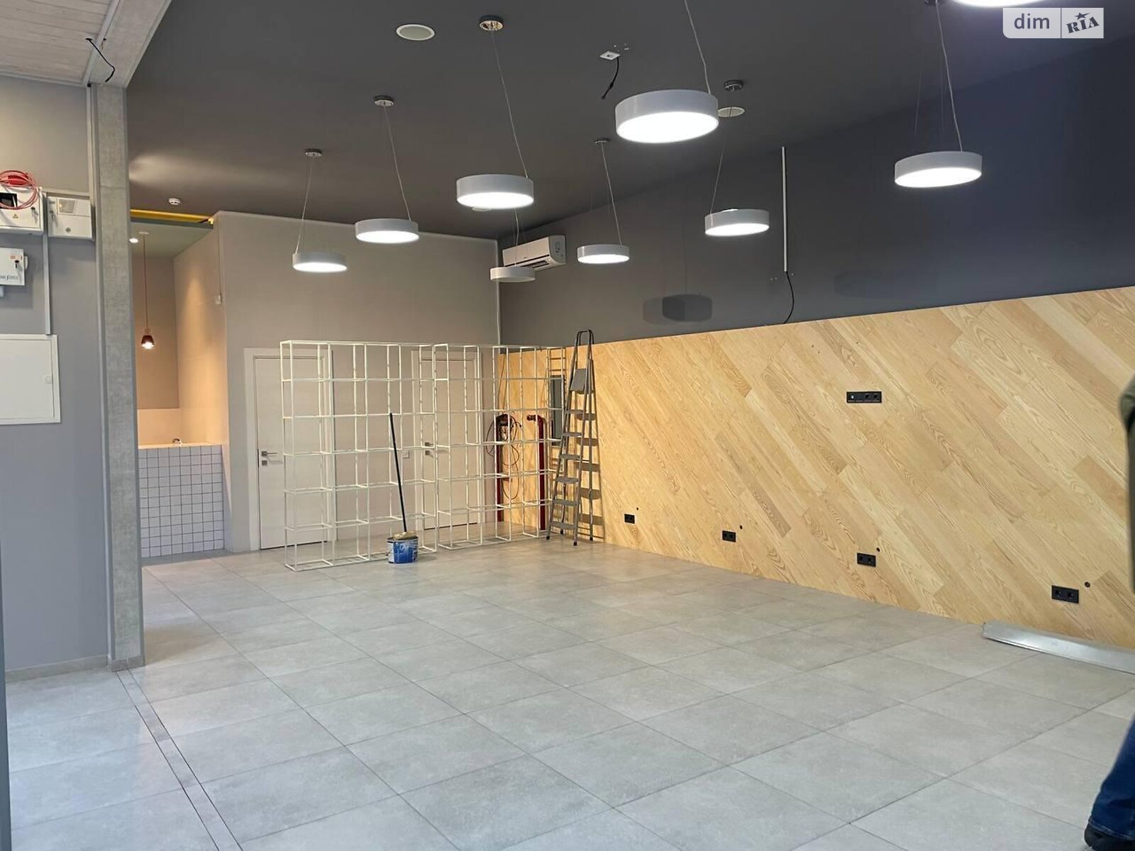 Специальное помещение в Киеве, продажа по Демеевская улица 13, район Демеевка, цена: 235 000 долларов за объект фото 1 Специальное помещение в Киеве, продажа по Демеевская улица 13, район Демеевка, цена: 235 000 долларов за объект фото 1