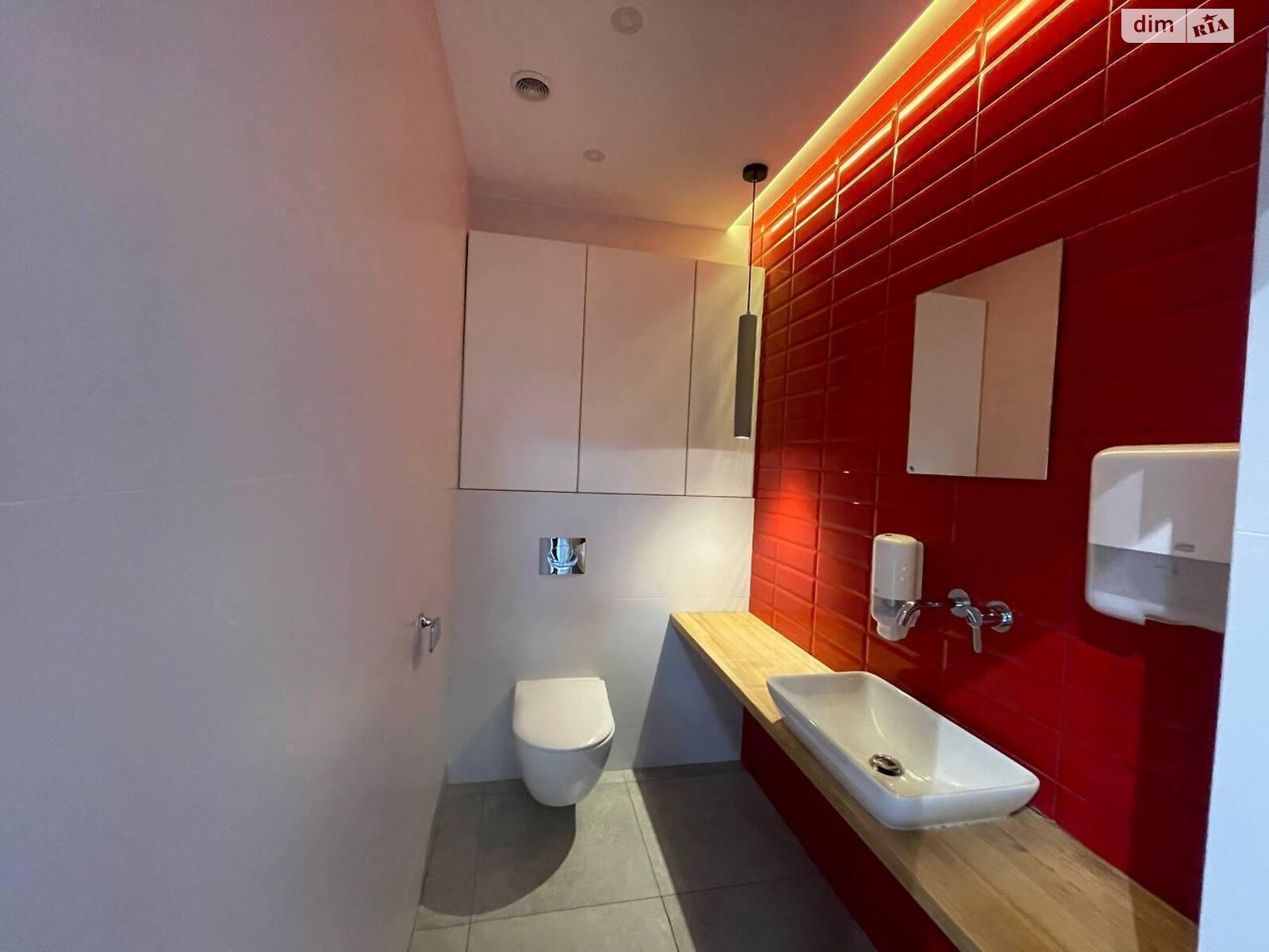 Специальное помещение в Киеве, продажа по Демеевская улица 13, район Демеевка, цена: 235 000 долларов за объект фото 1 Специальное помещение в Киеве, продажа по Демеевская улица 13, район Демеевка, цена: 235 000 долларов за объект фото 1