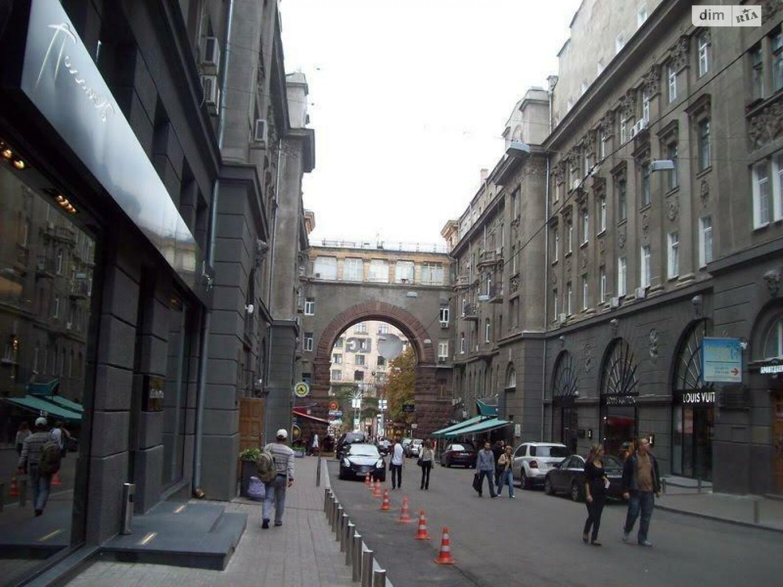 Спеціальне приміщення в Києві, продаж по Хрещатик вулиця 15, район Липки, ціна: 300 000 доларів за об’єкт фото 1 Спеціальне приміщення в Києві, продаж по Хрещатик вулиця 15, район Липки, ціна: 300 000 доларів за об’єкт фото 1