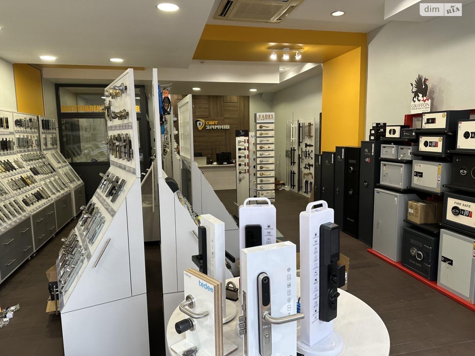 Специальное помещение в Киеве, продажа по Глубочицкая улица, район Лукьяновка, цена: 915 000 долларов за объект фото 1 Специальное помещение в Киеве, продажа по Глубочицкая улица, район Лукьяновка, цена: 915 000 долларов за объект фото 1