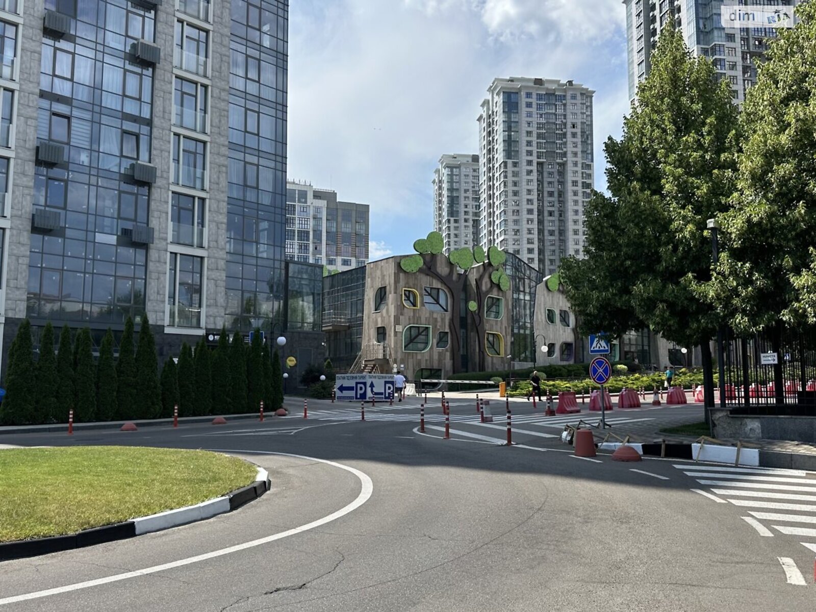 Специальное помещение в Киеве, продажа по Андрея Верхогляда (Драгомирова) улица, район Печерский, цена: 2 500 000 долларов за объект фото 1 Специальное помещение в Киеве, продажа по Андрея Верхогляда (Драгомирова) улица, район Печерский, цена: 2 500 000 долларов за объект фото 1