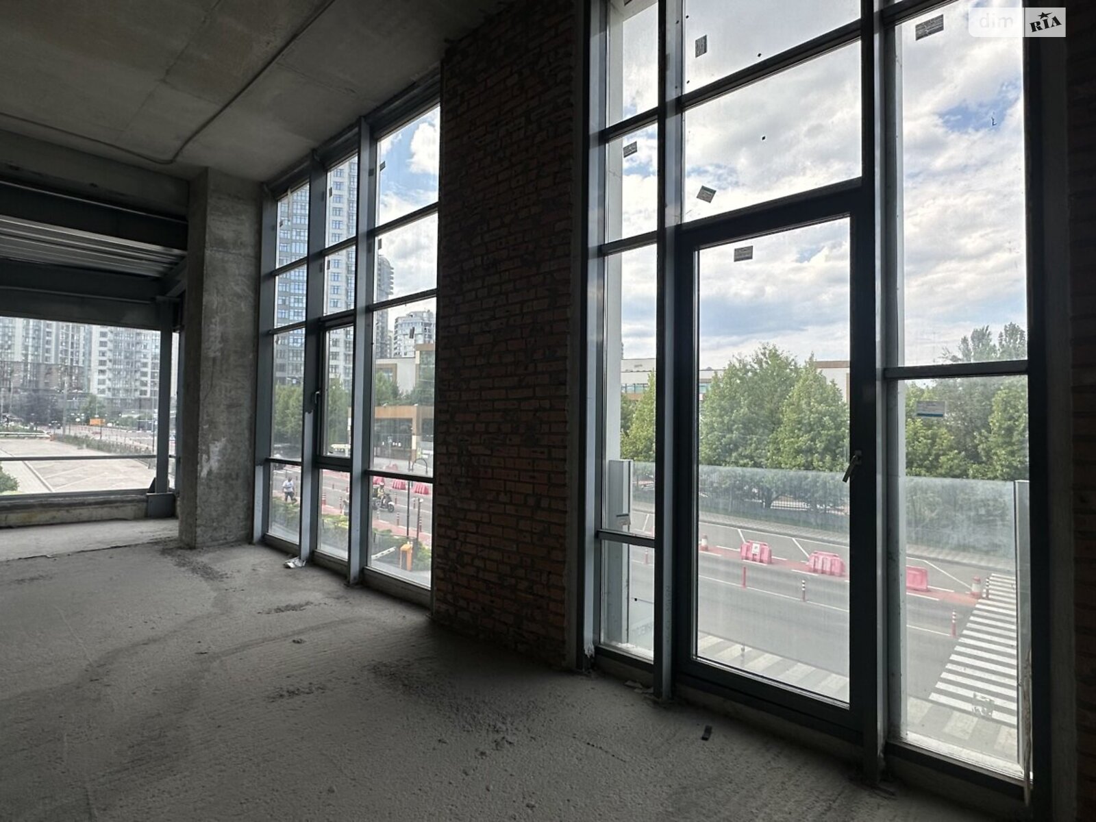 Специальное помещение в Киеве, продажа по Андрея Верхогляда (Драгомирова) улица, район Печерский, цена: 2 500 000 долларов за объект фото 1 Специальное помещение в Киеве, продажа по Андрея Верхогляда (Драгомирова) улица, район Печерский, цена: 2 500 000 долларов за объект фото 1