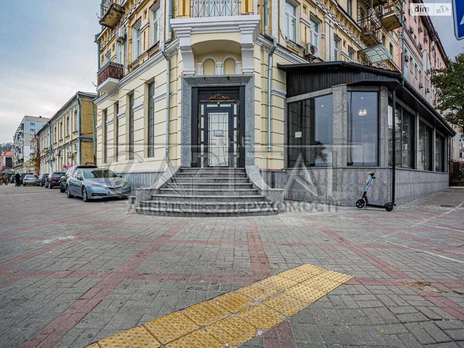 Спеціальне приміщення в Києві, продаж по Набережно-Хрещатицька вулиця 17/18, район Поділ, ціна: 2 300 000 доларів за об’єкт фото 1 Спеціальне приміщення в Києві, продаж по Набережно-Хрещатицька вулиця 17/18, район Поділ, ціна: 2 300 000 доларів за об’єкт фото 1
