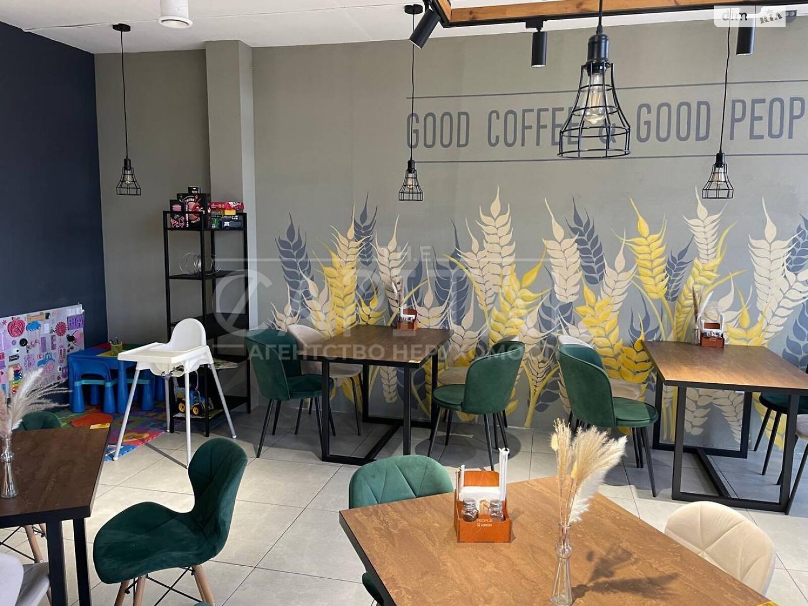 Специальное помещение в Киеве, продажа по Тираспольская улица 52, район Подольский, цена: 16 500 долларов за объект фото 1 Специальное помещение в Киеве, продажа по Тираспольская улица 52, район Подольский, цена: 16 500 долларов за объект фото 1