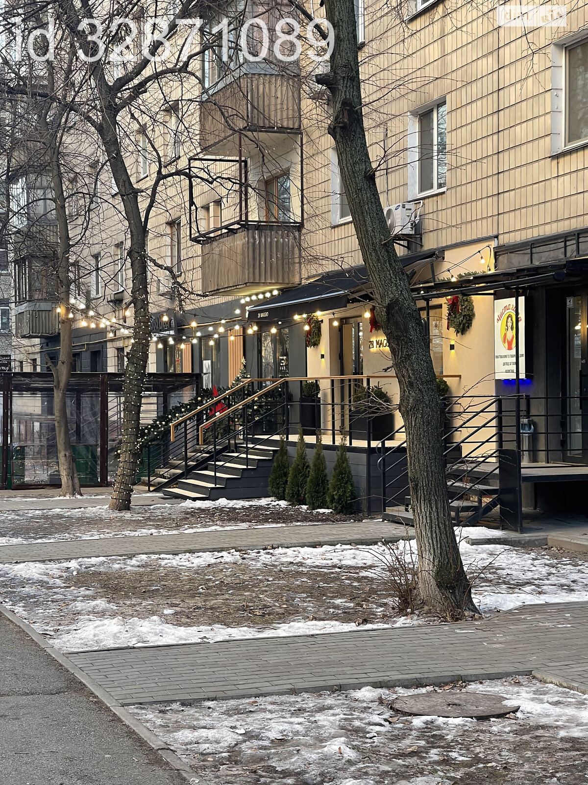 Специальное помещение в Киеве, продажа по Василия Тютюнника улица 56, район Саперное Поле, цена: 360 000 долларов за объект фото 1 Специальное помещение в Киеве, продажа по Василия Тютюнника улица 56, район Саперное Поле, цена: 360 000 долларов за объект фото 1