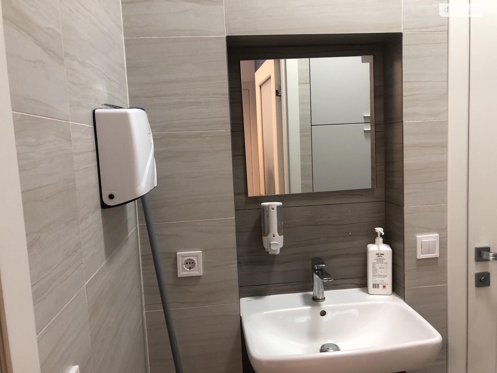 Специальное помещение в Киеве, продажа по Рижская улица, район Сырец, цена: 299 999 долларов за объект фото 1 Специальное помещение в Киеве, продажа по Рижская улица, район Сырец, цена: 299 999 долларов за объект фото 1
