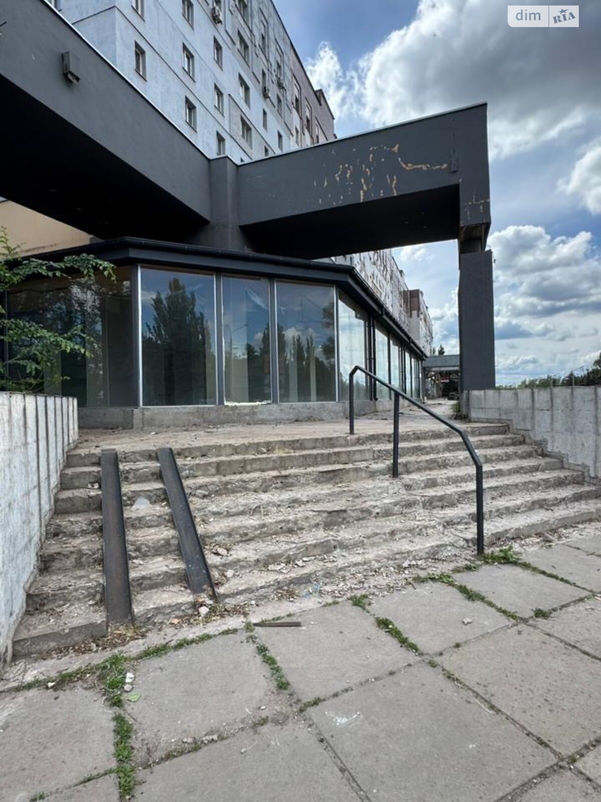 Специальное помещение в Кривом Роге, продажа по Виталия Матусевича (XXII Партсъезда) улица, район Металлургический, цена: 330 000 долларов за объект фото 1 Специальное помещение в Кривом Роге, продажа по Виталия Матусевича (XXII Партсъезда) улица, район Металлургический, цена: 330 000 долларов за объект фото 1