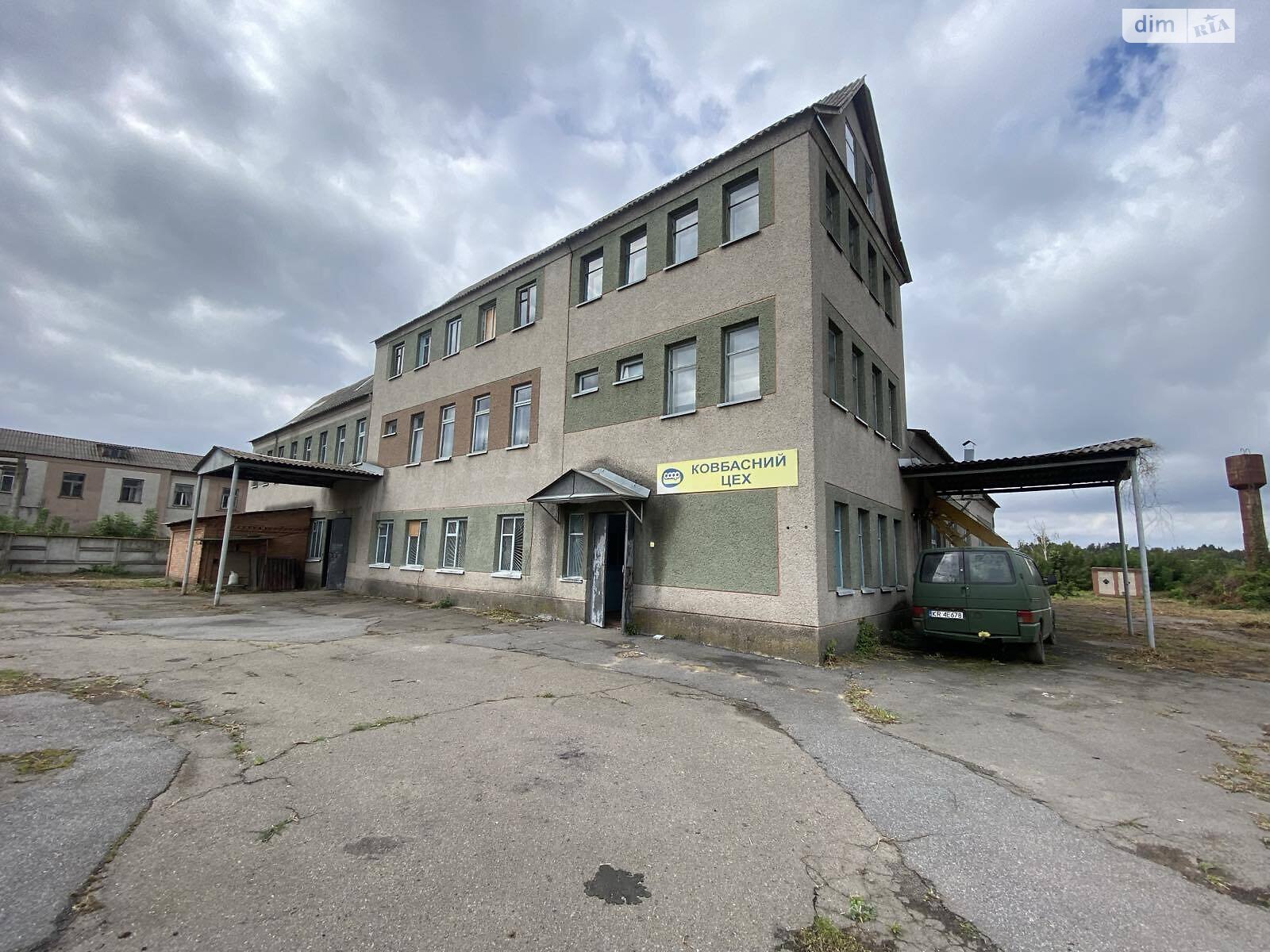 Специальное помещение в Литине, продажа по Соборная улица, район Литин, цена: 120 000 долларов за объект фото 1 Специальное помещение в Литине, продажа по Соборная улица, район Литин, цена: 120 000 долларов за объект фото 1