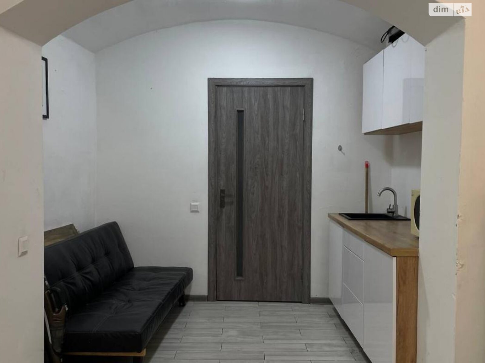 Спеціальне приміщення в Львові, продаж по Франка Івана вулиця 97, район Софіївка (Галицький), ціна: 38 500 доларів за об’єкт фото 1 Спеціальне приміщення в Львові, продаж по Франка Івана вулиця 97, район Софіївка (Галицький), ціна: 38 500 доларів за об’єкт фото 1