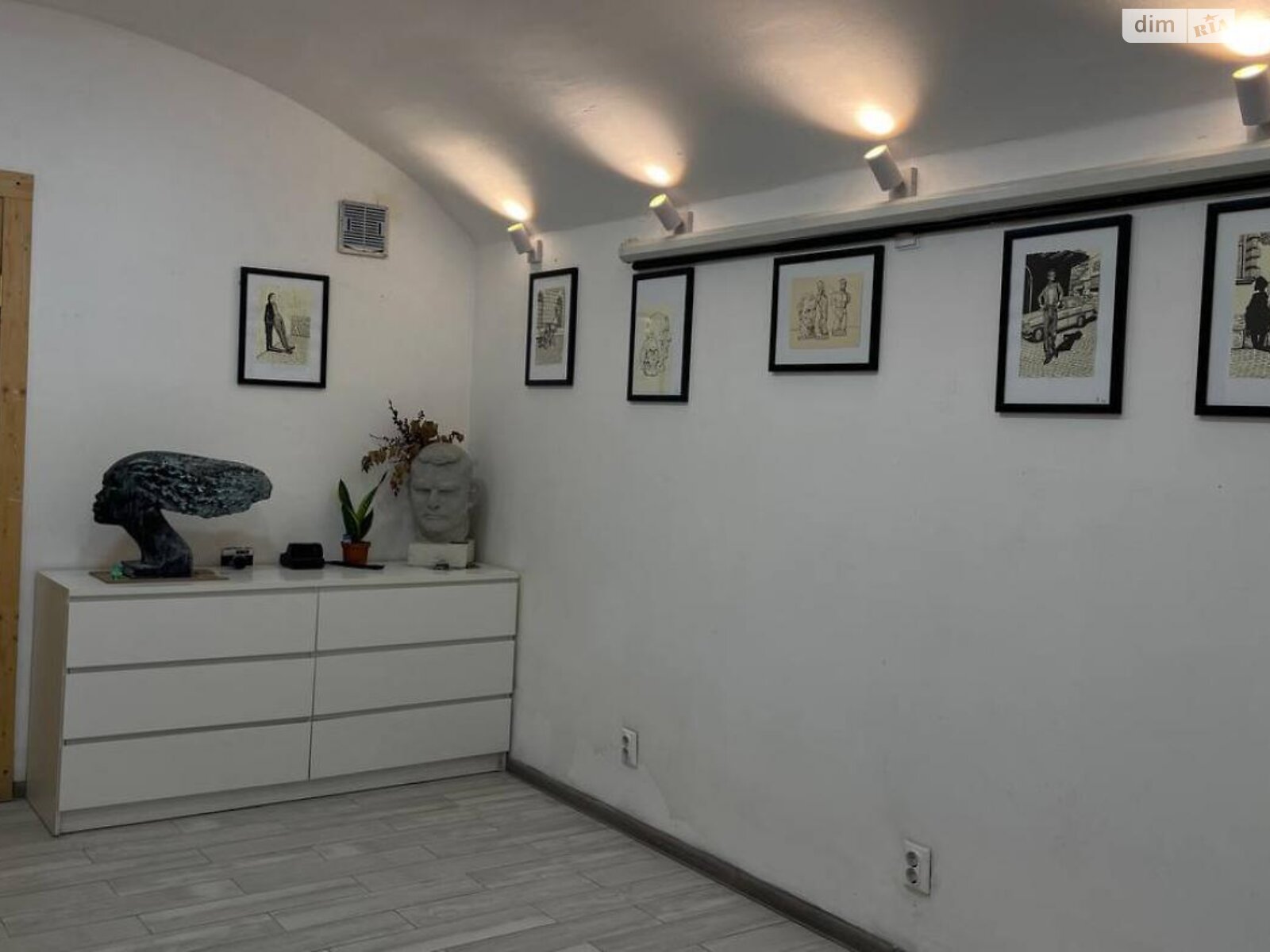 Спеціальне приміщення в Львові, продаж по Франка Івана вулиця 97, район Софіївка (Галицький), ціна: 38 500 доларів за об’єкт фото 1 Спеціальне приміщення в Львові, продаж по Франка Івана вулиця 97, район Софіївка (Галицький), ціна: 38 500 доларів за об’єкт фото 1