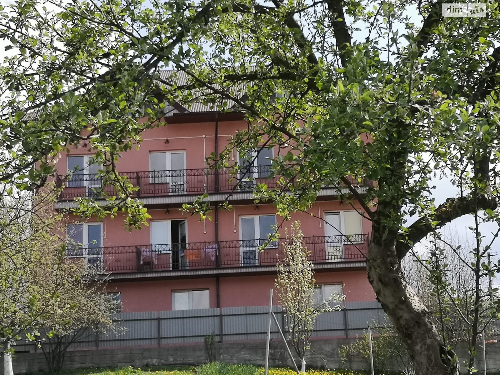 Спеціальне приміщення в Міжгір’ї, продаж по Заводська вулиця 22, район Міжгір’я, ціна: 750 000 доларів за об’єкт фото 1 Спеціальне приміщення в Міжгір’ї, продаж по Заводська вулиця 22, район Міжгір’я, ціна: 750 000 доларів за об’єкт фото 1