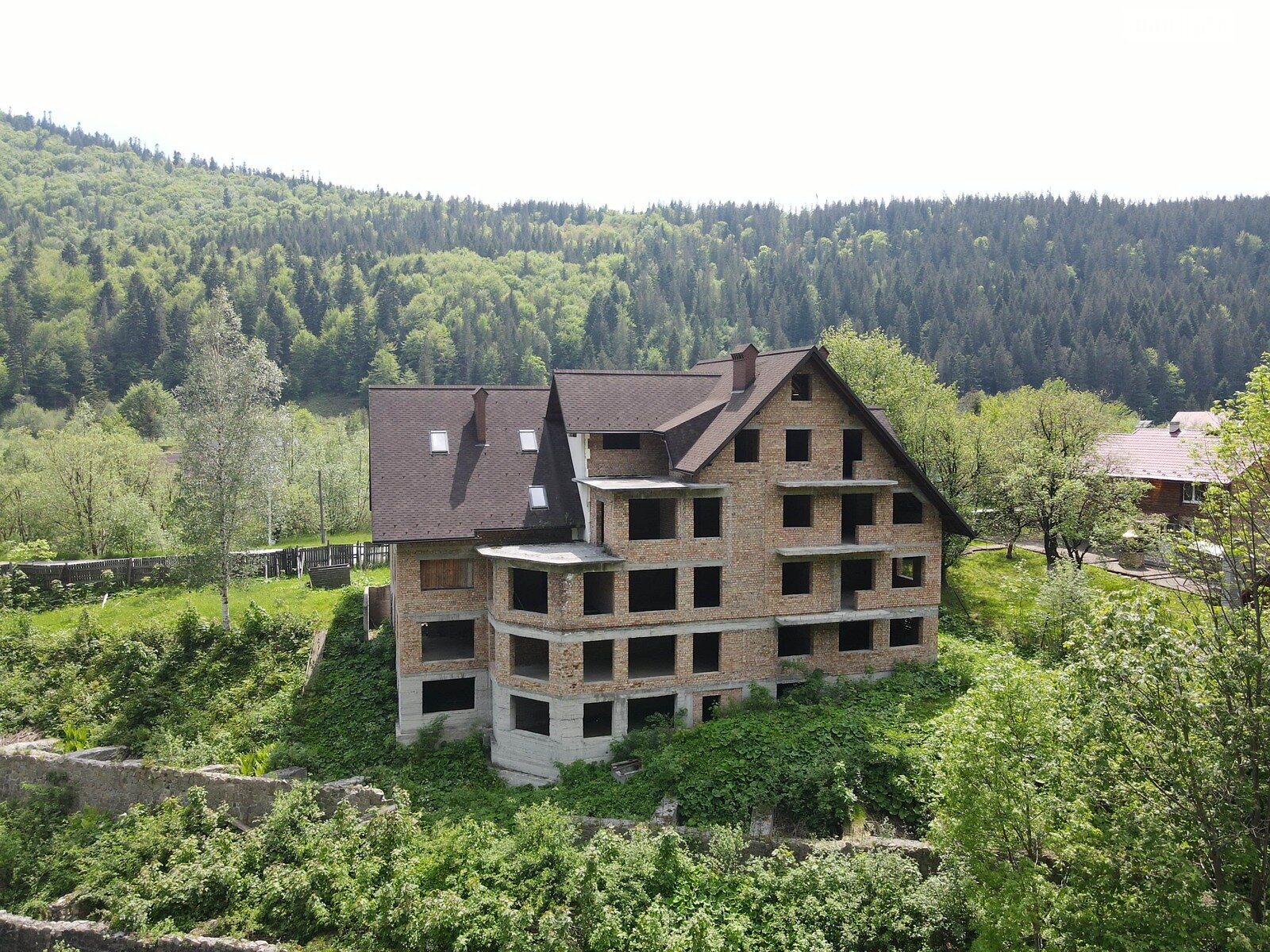 Спеціальне приміщення в Микуличині, Грушевського вулиця, ціна продажу: 420 000 долларів за об’єкт фото 1