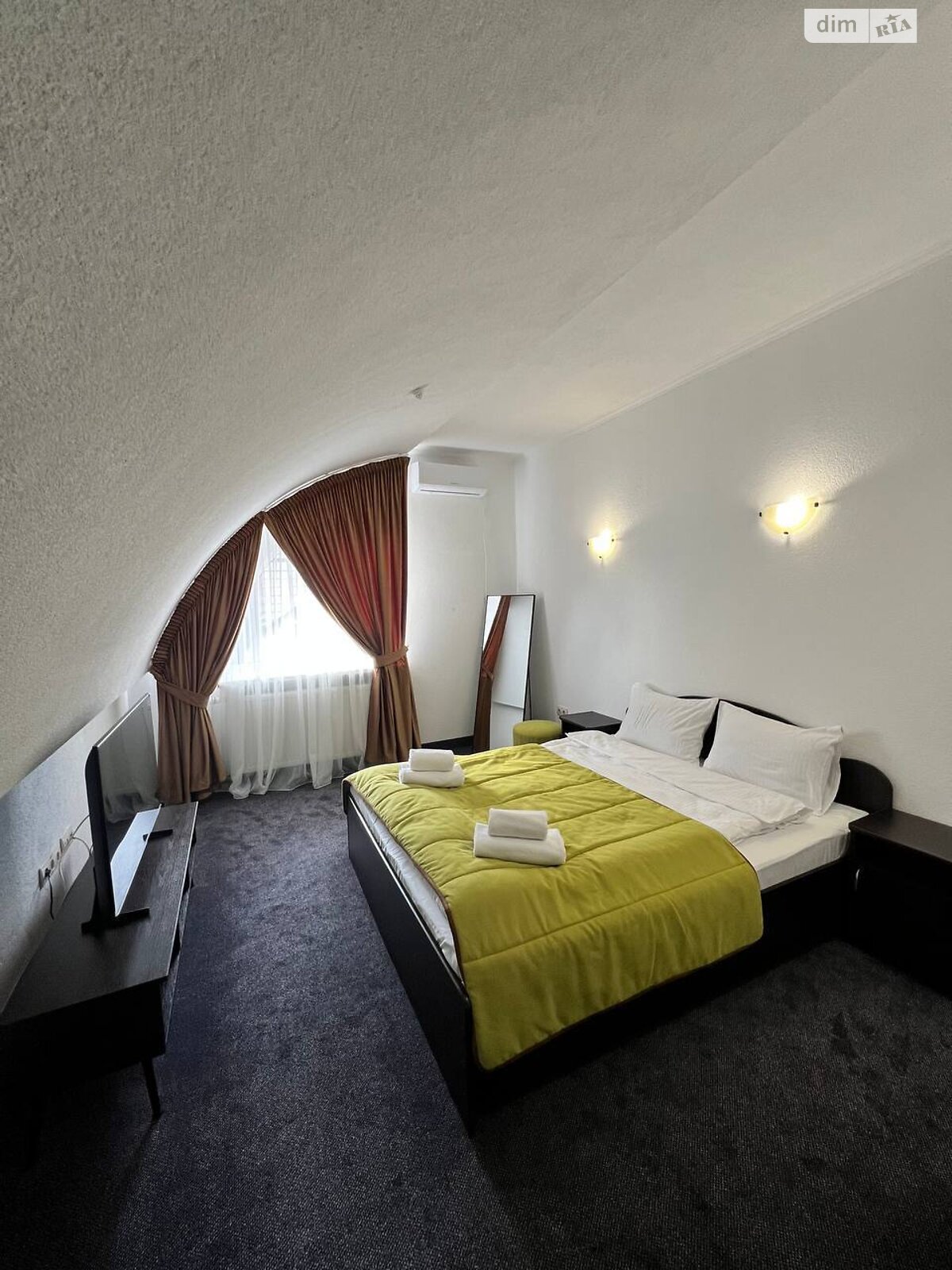 Специальное помещение в Микуличине, Грушевского улица, цена продажи: 657 330 долларов за объект фото 1 Специальное помещение в Микуличине, Грушевского улица, цена продажи: 657 330 долларов за объект фото 1