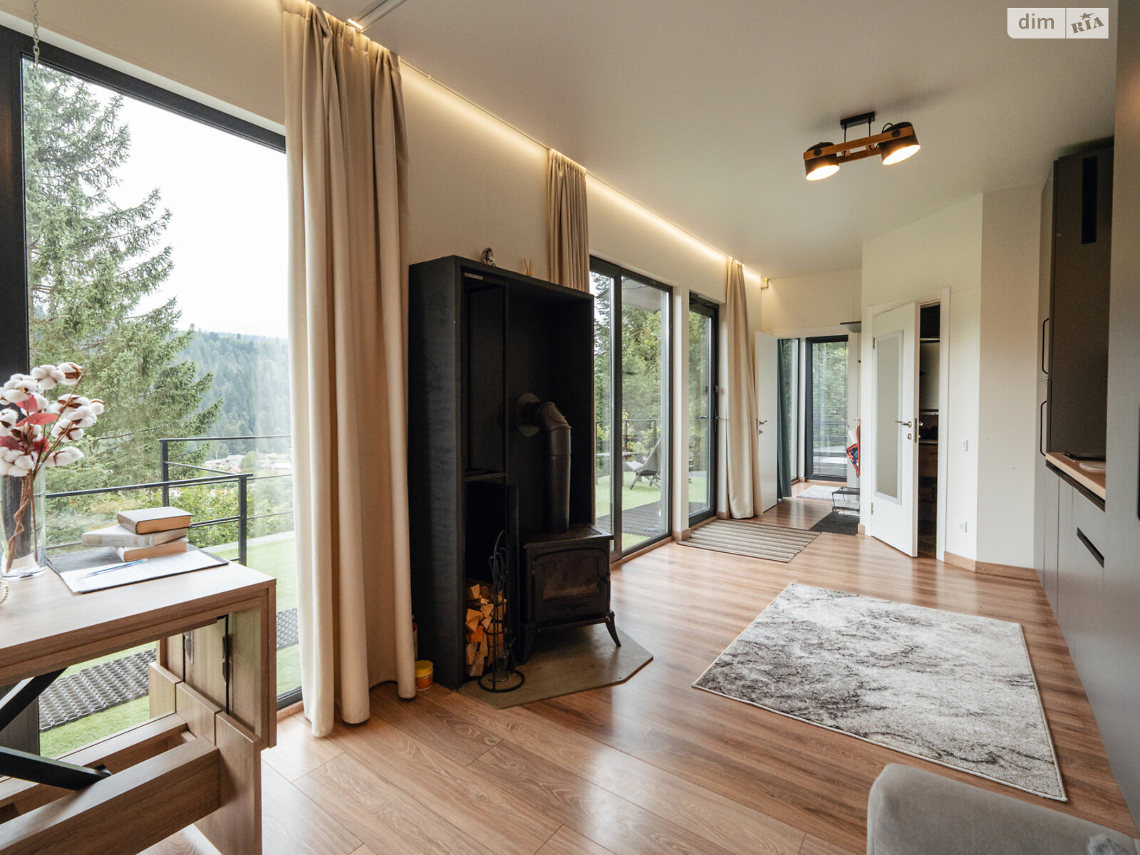 Специальное помещение в Микуличине, Подстрим (Космонавтов) улица, цена продажи: 299 990 долларов за объект фото 1 Специальное помещение в Микуличине, Подстрим (Космонавтов) улица, цена продажи: 299 990 долларов за объект фото 1