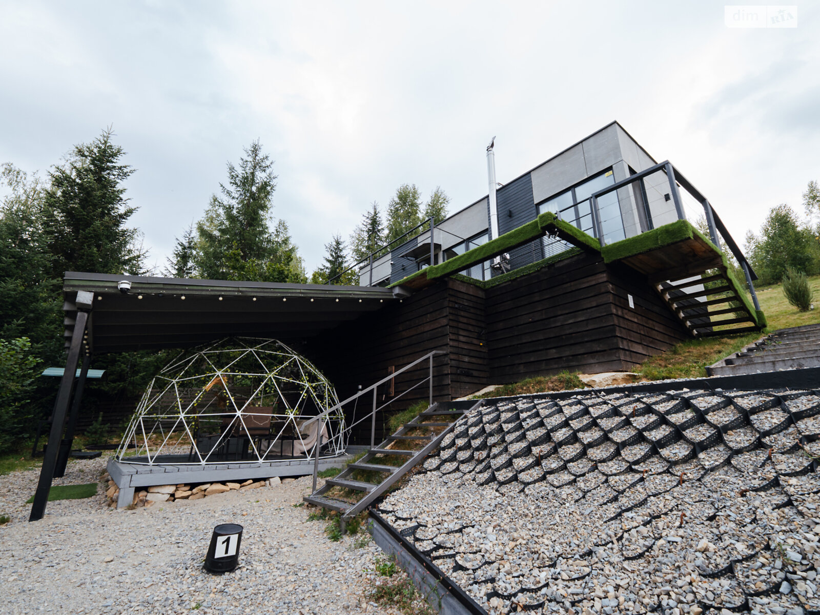 Специальное помещение в Микуличине, Подстрим (Космонавтов) улица, цена продажи: 299 990 долларов за объект фото 1 Специальное помещение в Микуличине, Подстрим (Космонавтов) улица, цена продажи: 299 990 долларов за объект фото 1