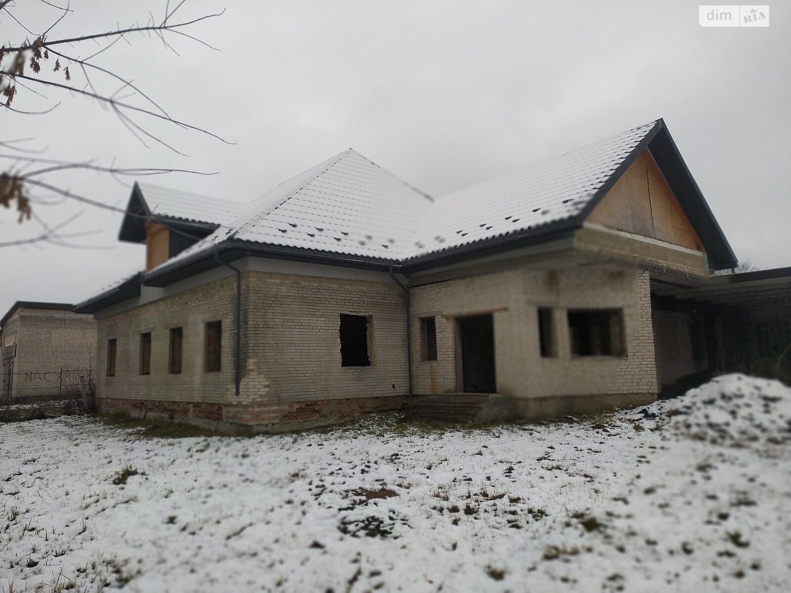 Специальное помещение в Мостиске, Миру, цена продажи: 135 000 долларов за объект фото 1 Специальное помещение в Мостиске, Миру, цена продажи: 135 000 долларов за объект фото 1