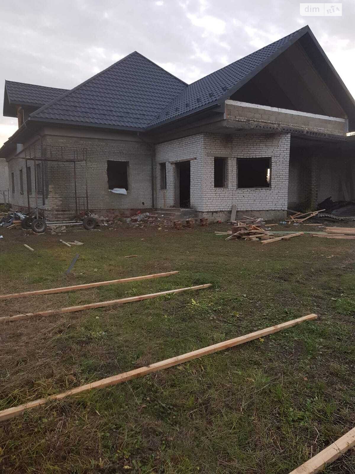 Специальное помещение в Мостиске, Миру, цена продажи: 135 000 долларов за объект фото 1 Специальное помещение в Мостиске, Миру, цена продажи: 135 000 долларов за объект фото 1
